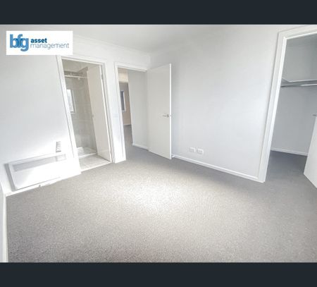 40 Dexter Street, Deanside, Vic 3336 - Photo 2
