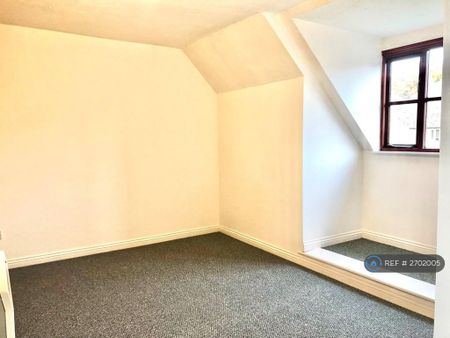 2 bedroom terraced house to rent - Photo 3