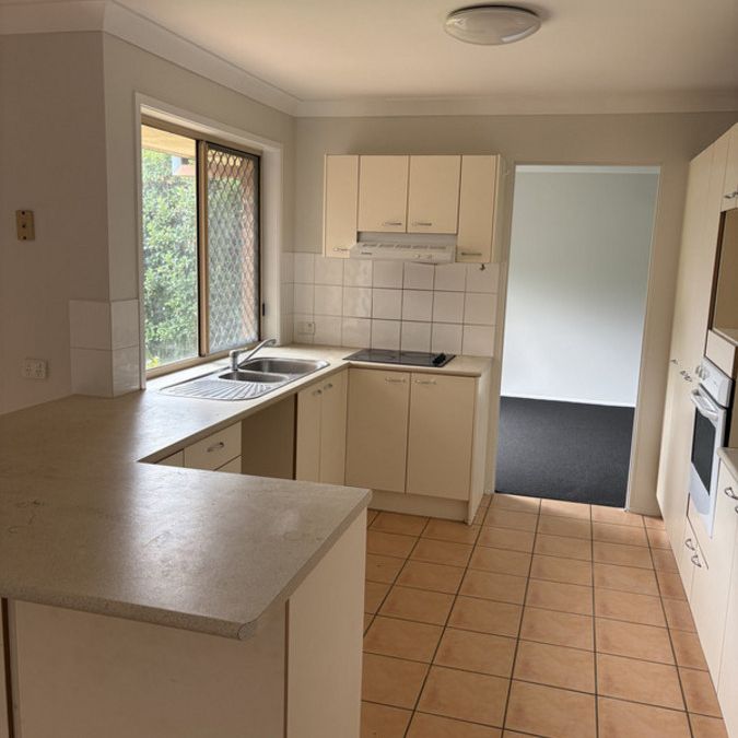 Spacious Family Home in Boondall - Photo 1