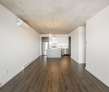 2800 Thimens, Montréal, QC - Photo 2