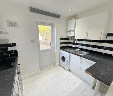 1 bedroom ground floor flat to rent - Photo 6