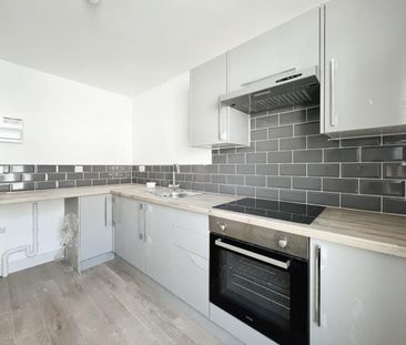 2 bedroom maisonette to rent - Photo 1