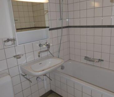 Sonnige 4-Zimmer-Wohnung mit Balkon in Dulliken - Foto 6