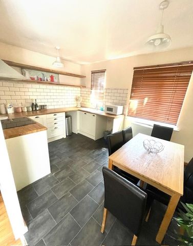 2 Bed Flat, Rose Kiln Lane, RG1 - Photo 3