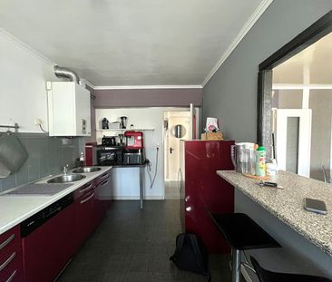 Location Appartement 4 pièces 72m² - Photo 4