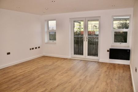 Crescent House, Rugby, CV21 - Photo 3