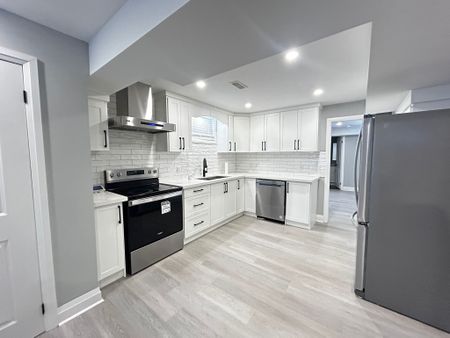 For Lease - 186 Blair Creek Drive, Kitchener, Ontario - Photo 4