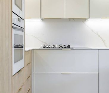 3 bedroom luxury Semidetached House for rent in Paseo del Mirador, ... - Photo 4