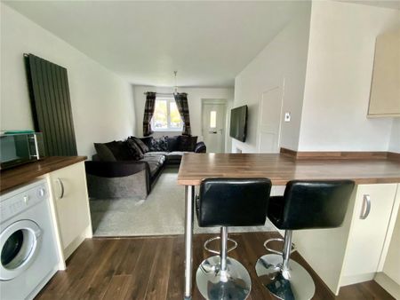 2 bedroom end of terrace house to rent - Photo 3