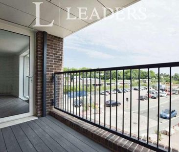 Switchyard House, Bishops Stortford, CM23 - Photo 2