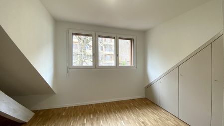 Large 4.5-room apartment - Photo 3