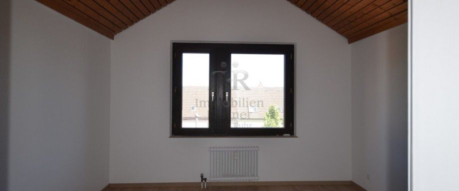 Renovierte Wohnung zum TRÄUMEN mit Balkon und Stellplatz! - Photo 1