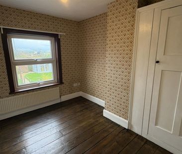 Old Brookend, Berkeley - Photo 2