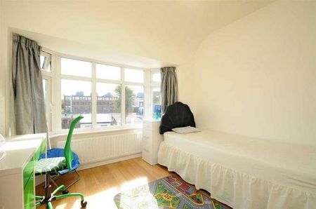 Wolsey Drive, Kingston Upon Thames, KT2 - Photo 4