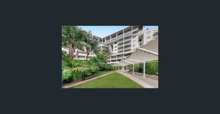 Modern Comfort Meets Coastal Convenience—Discover This Spacious 3-Bedroom Apartment - Photo 4