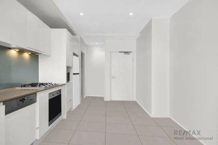 “Spacious One Bed, Stunning Urban Lifestyle in South Brisbane” - Photo 5