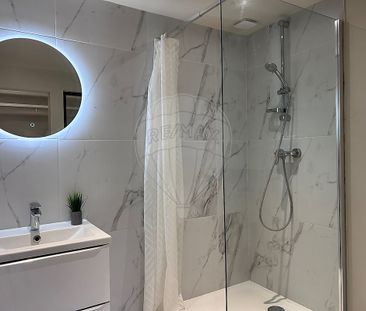 Location Appartement 2 pièces 41m² VILLEFRANCHE SUR SAONE 69400 - Photo 2