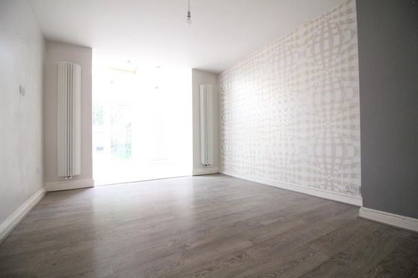 Cromwell Road, Hayes - Photo 1