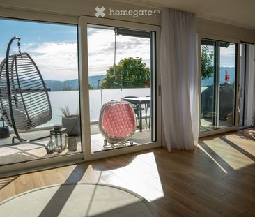 Moderne 4½-Zimmer-Wohnung mit Gartenteil, Terrasse und Bergsicht - Foto 2