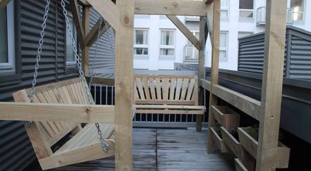 3-Bedroom City Apartment - Photo 4