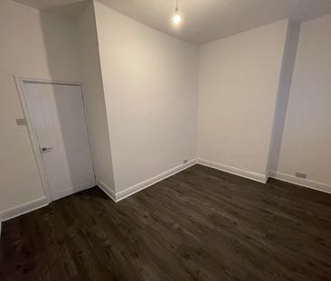 3 Bed Terraced House, Rossett Street, L6 - Photo 6