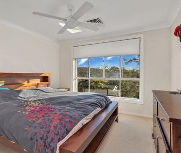 Large Family Home! - Photo 1