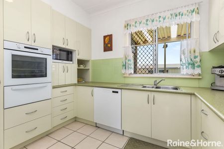 166 Pur Pur Avenue, Lake Illawarra, NSW 2528 - Photo 3