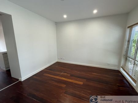 Convenience and Lifestyle - Photo 2