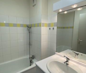 Appartement à louer - 2 pièces - 48 m² - Photo 6