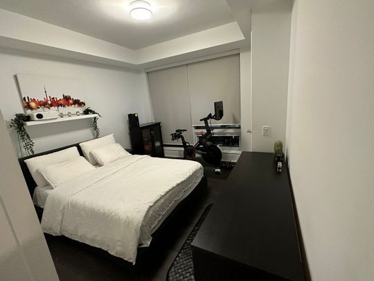 For Lease - 10 York Street Unit# 4403, Toronto, Ontario - Photo 1
