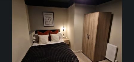 1 bedroom in a house share to rent - Photo 4