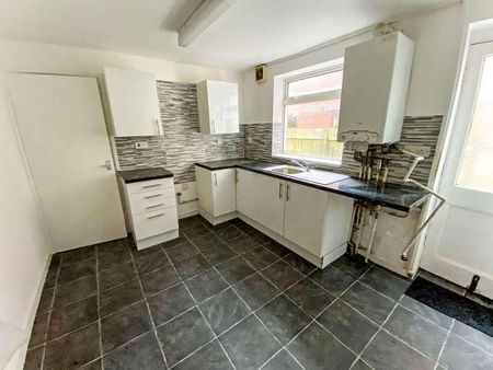 Stourbridge Road, Dudley, DY1 - Photo 5