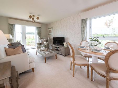 1 bedroom retirement property to rent - Photo 5