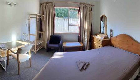 $160-260/room in One property - Photo 4