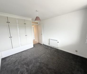 Elizabeth Court Grove Road, BH1, Bournemouth - Photo 3