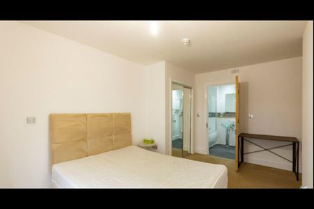 2 Bed Flat, Upper Marshall Street, B1 - Photo 3