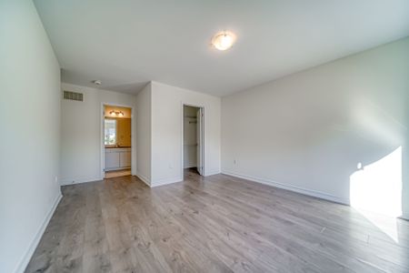 For Lease - 294 Valermo Drive, Toronto, Ontario - Photo 3