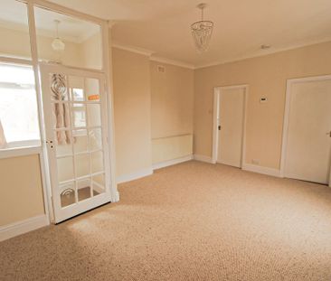 High Street, Hatfield, Doncaster DN7 6RS - Photo 1