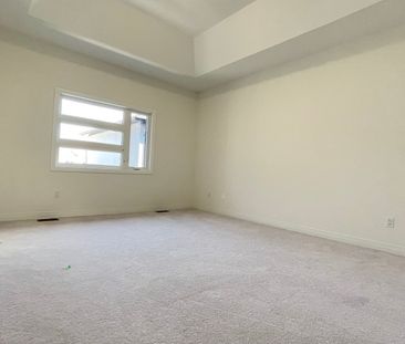 For Lease - 341 Coronation Road, Whitby, Ontario - Photo 6