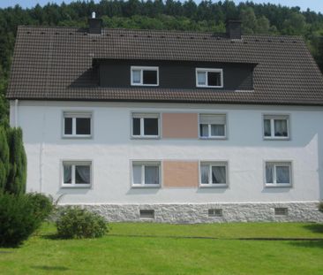 DREI-ZIMMER-WOHNUNG MIT KLEINEM BALKON IN LÜDENSCHEID-RATHMECKE - Foto 1