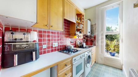 1 Bedroom, 1 bath, 1 reception Flat - Photo 3