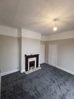 2 Bed Flat, Selby Street, CH45 - Photo 1