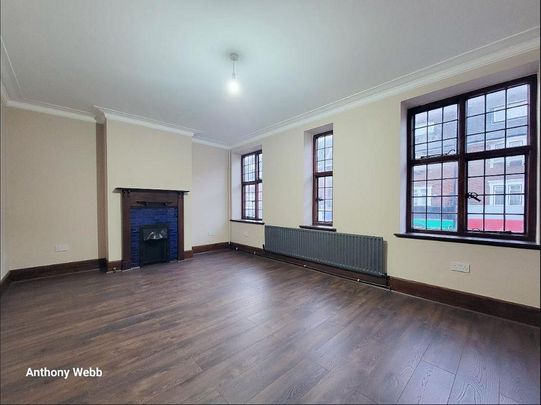 3 bedroom maisonette to rent - Photo 1