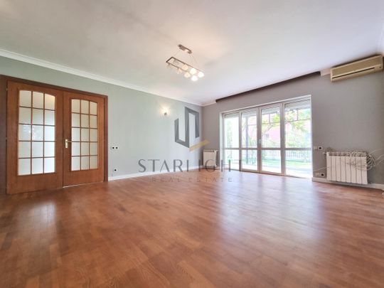 Pipera family home with amazing garden For Rent - Photo 1