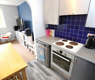 2 bedroom flat to rent - Photo 6