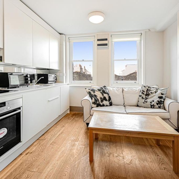 1 bedroom flat to rent - Photo 1