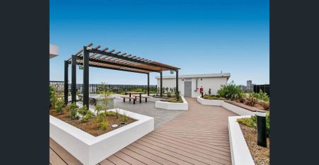 Highline Westmead – Walk to Station & Hospital | Luxury Living at Its Best - Photo 3