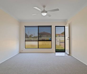 Beautifully Refreshed 2-Bedroom Duplex in Prime Harristown Location - Photo 1