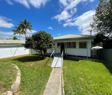 Three Bedroom Family Home - Photo 5