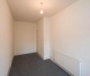 2 bed House - Mid Terrace for Rent - Photo 5